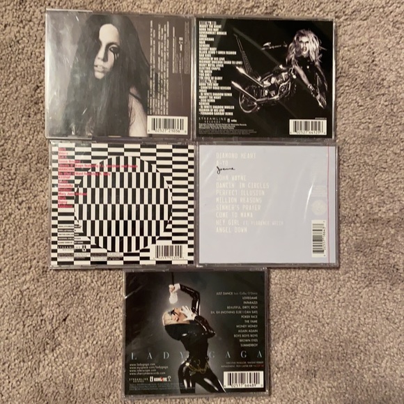 Lady gaga CD bundle - Picture 2 of 5